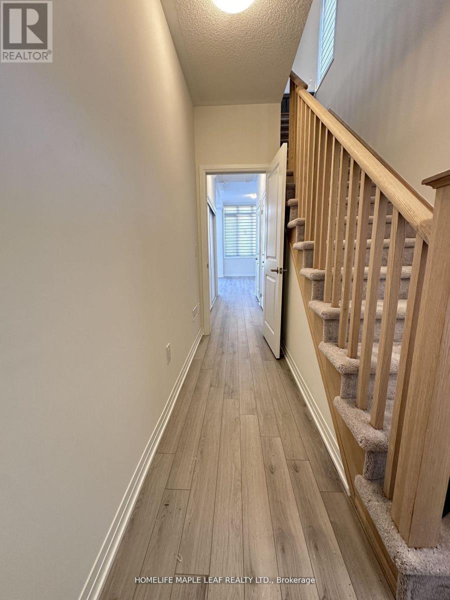 201 - 585 Colborne Street E, Brantford, ON - Indoor Photo Showing Other Room