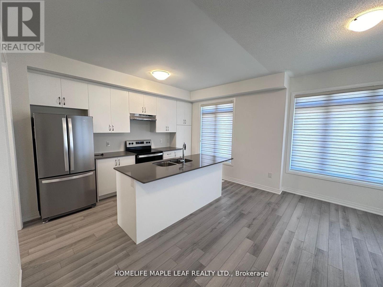 201 - 585 Colborne Street E, Brantford, ON - Indoor Photo Showing Kitchen With Double Sink