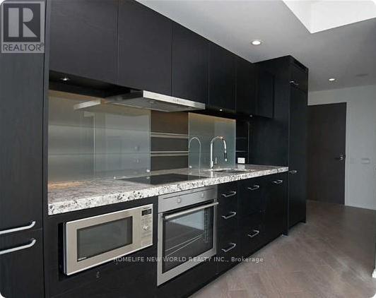 4702 - 45 Charles Street E, Toronto, ON - Indoor Photo Showing Kitchen With Upgraded Kitchen