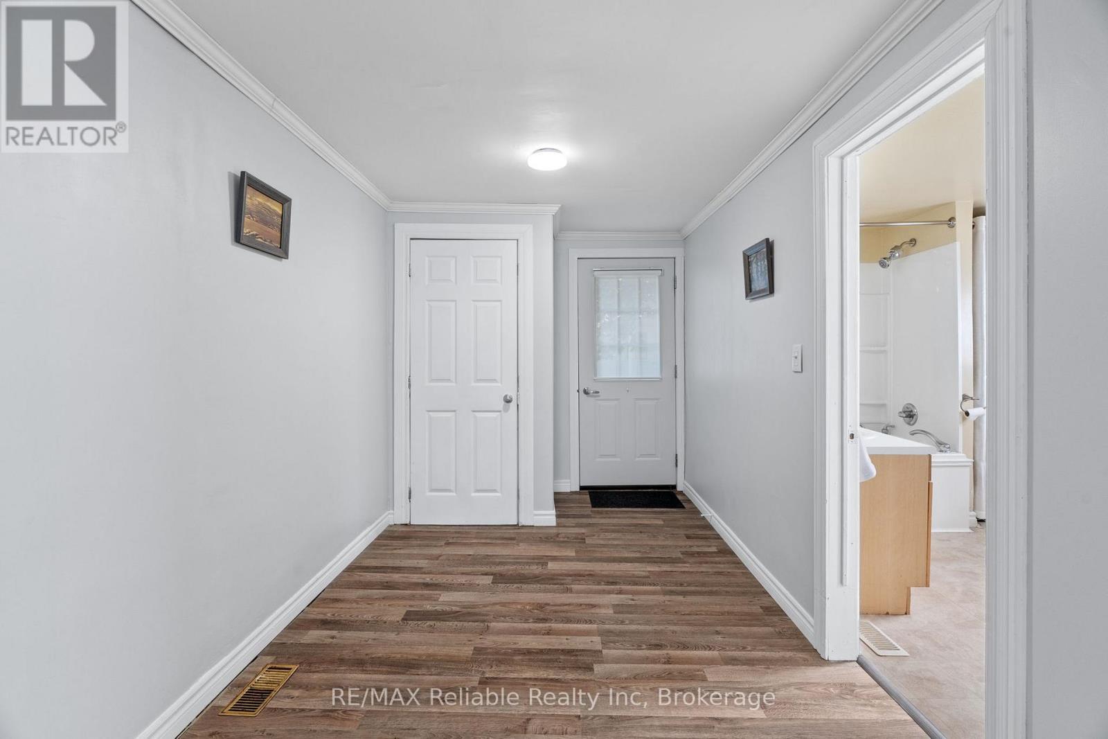 42 West William Street, Huron East (Seaforth), ON - Indoor Photo Showing Other Room