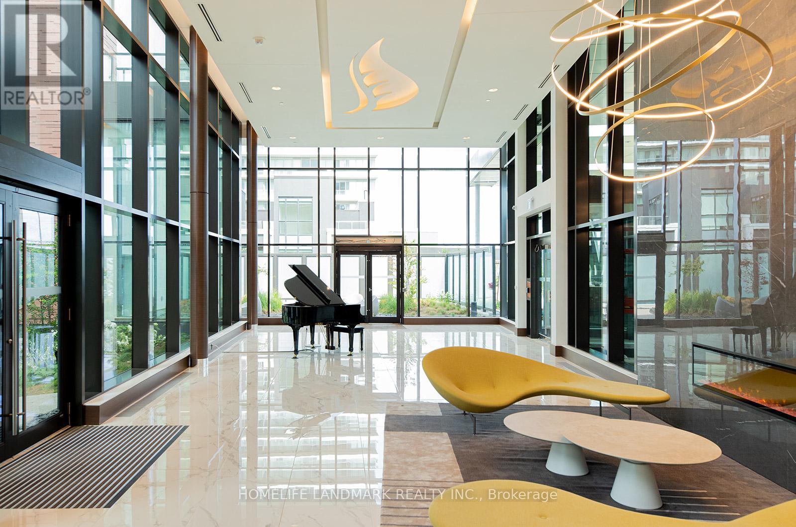 811 - 85 Mcmahon Drive, Toronto, ON - Indoor Photo Showing Other Room