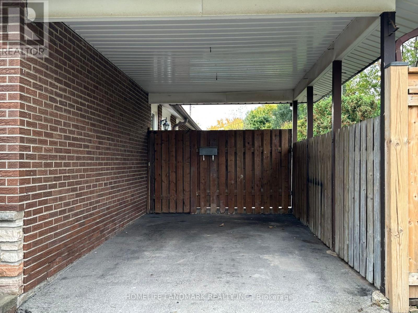 684 Cape Avenue, Burlington, ON - Outdoor With Exterior