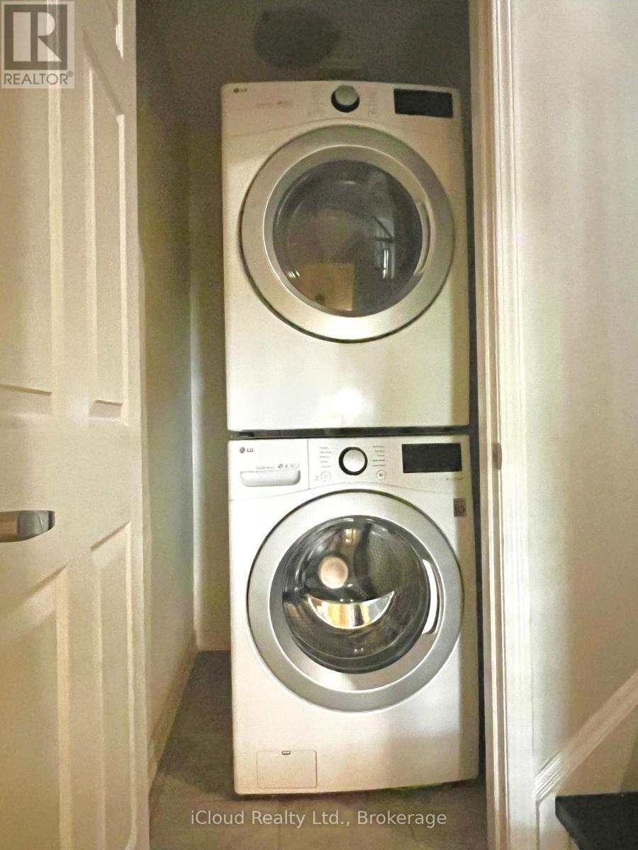 732 Shortreed Crescent, Milton, ON - Indoor Photo Showing Laundry Room