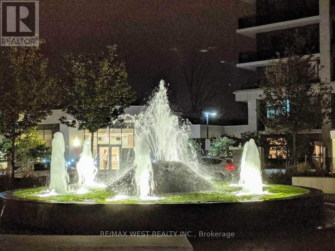 404 - 85 North Park Road, Vaughan, ON -