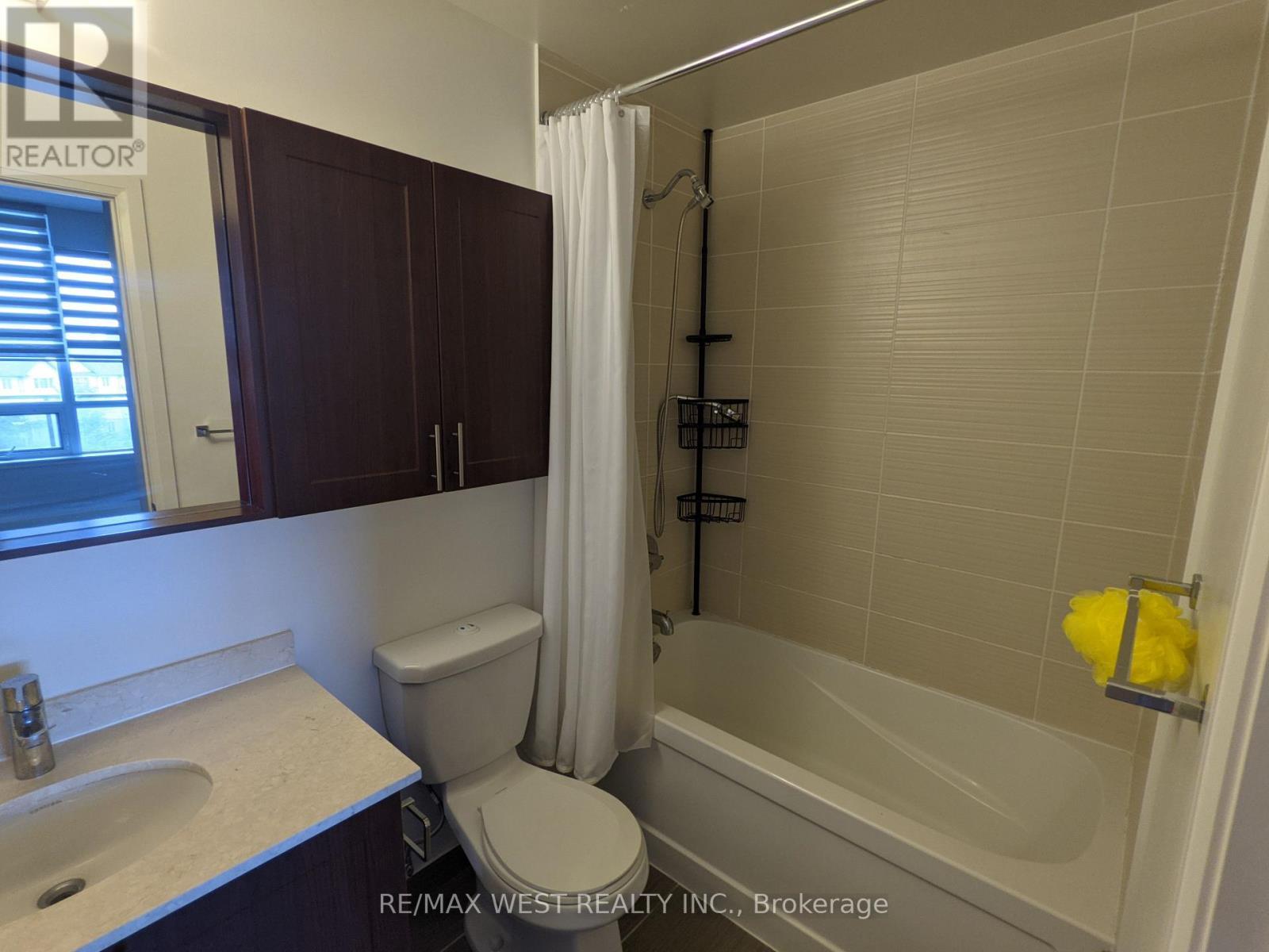 404 - 85 North Park Road, Vaughan, ON - Indoor Photo Showing Bathroom