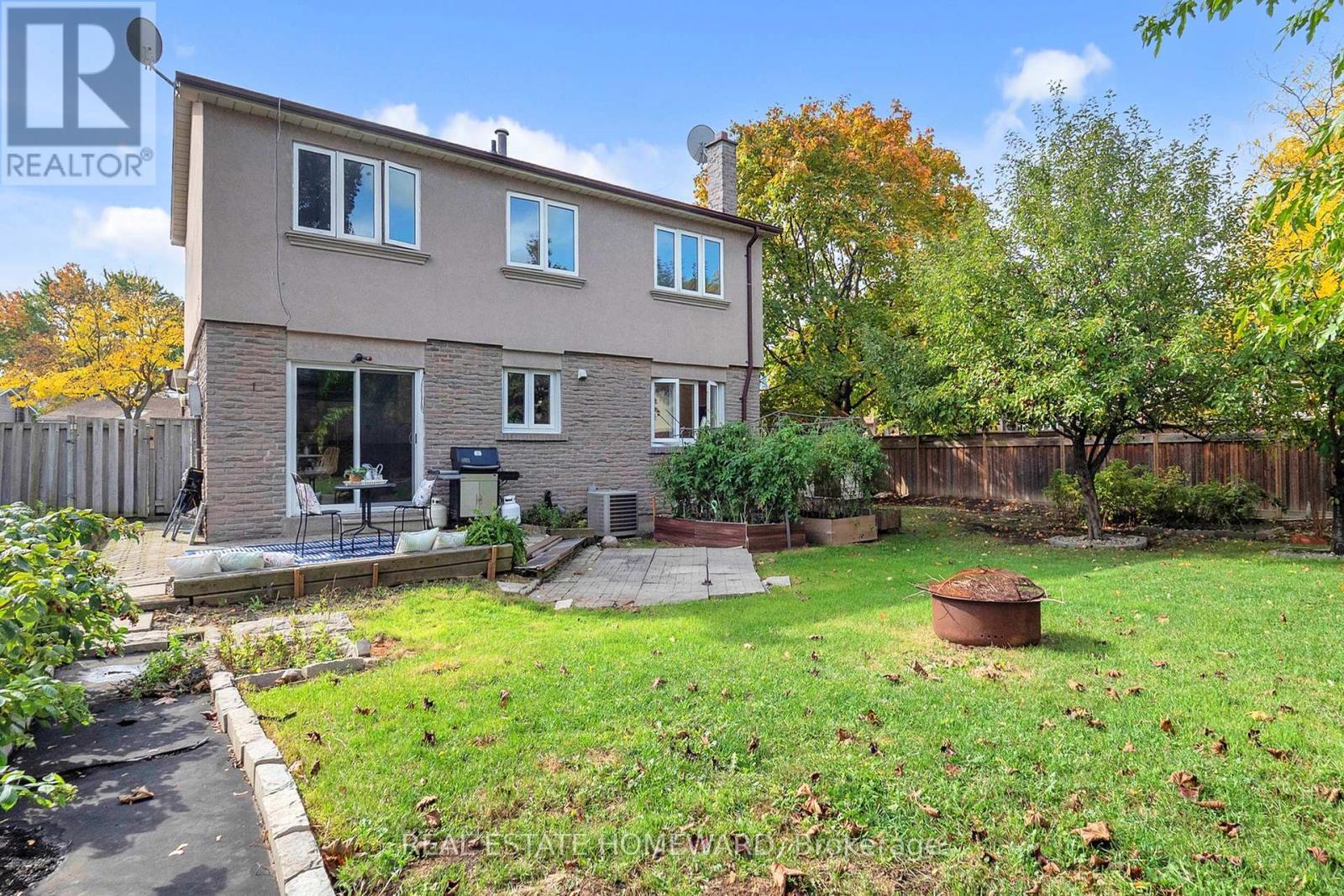 255 Kristin Grove, Mississauga, ON - Outdoor With Deck Patio Veranda