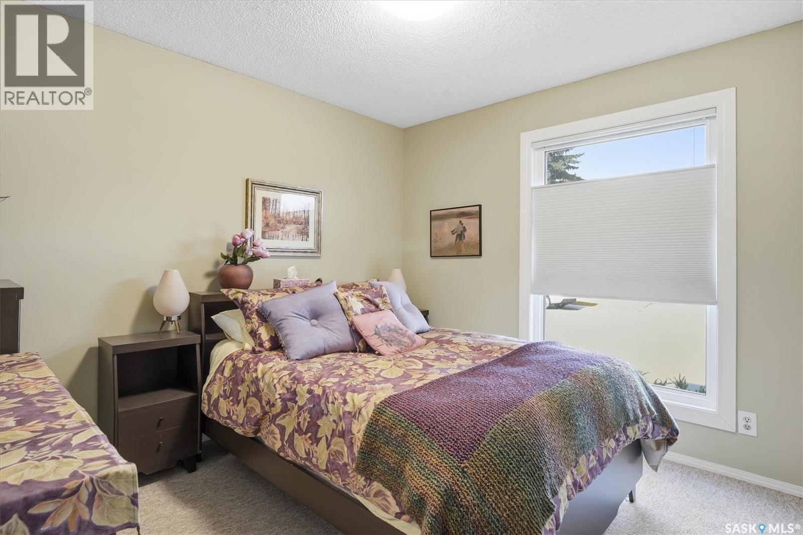619 Trent Crescent, Saskatoon, SK - Indoor Photo Showing Bedroom