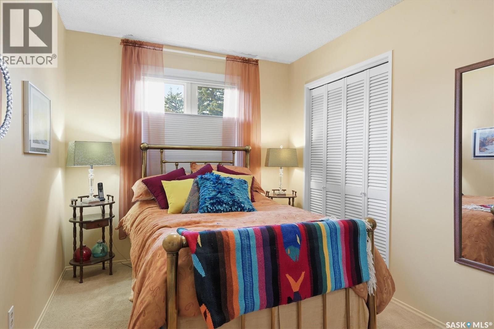 619 Trent Crescent, Saskatoon, SK - Indoor Photo Showing Bedroom