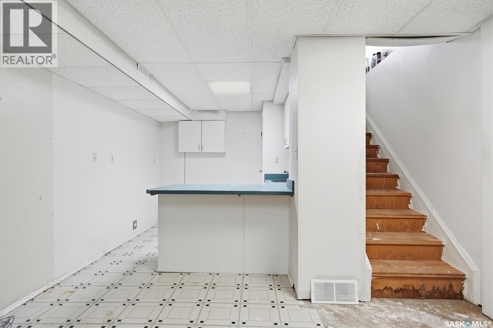 619 Trent Crescent, Saskatoon, SK - Indoor Photo Showing Other Room