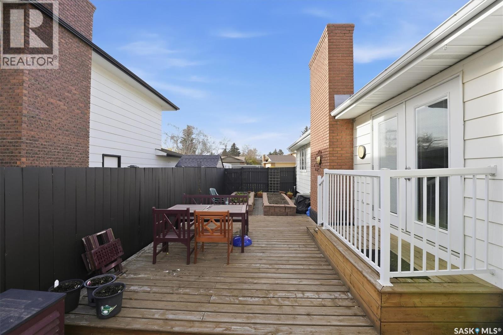 619 Trent Crescent, Saskatoon, SK - Outdoor With Deck Patio Veranda With Exterior