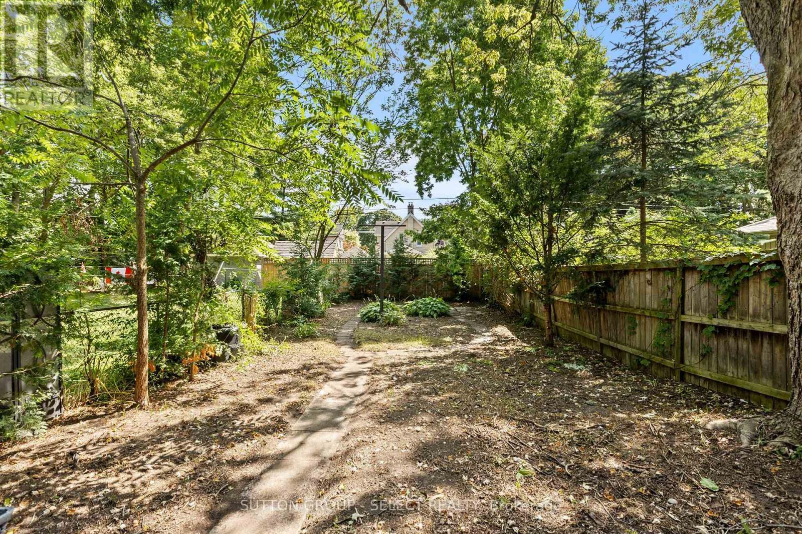 25 Partridge Street, London East (East B), ON - Outdoor