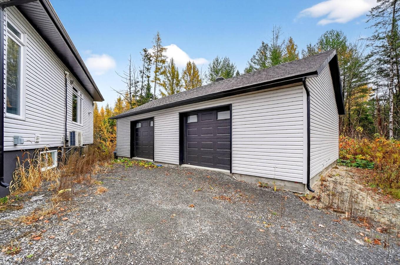 Garage - 1855 Ch. Morrisson, Saint-Lin/Laurentides, QC - Outdoor With Exterior