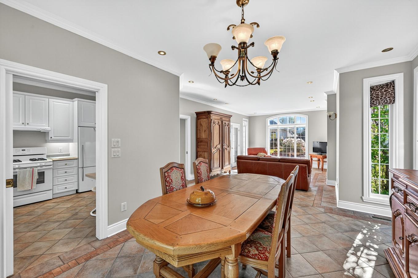 Salle à manger - 67 Rue Pierre-Vézina, Saint-Jean-Sur-Richelieu, QC - Indoor Photo Showing Dining Room