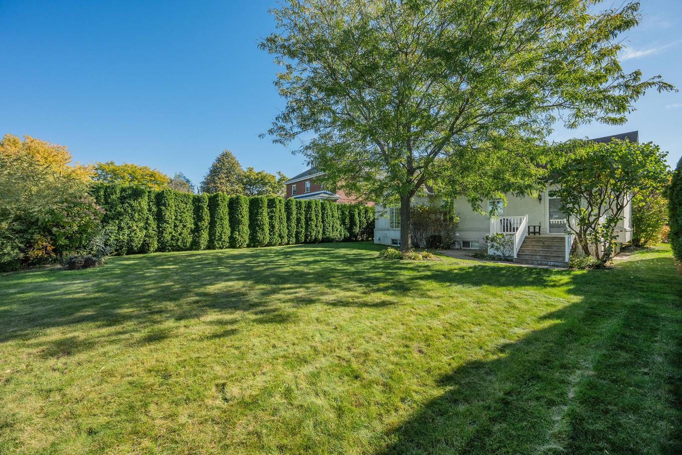 Cour - 67 Rue Pierre-Vézina, Saint-Jean-Sur-Richelieu, QC - Outdoor