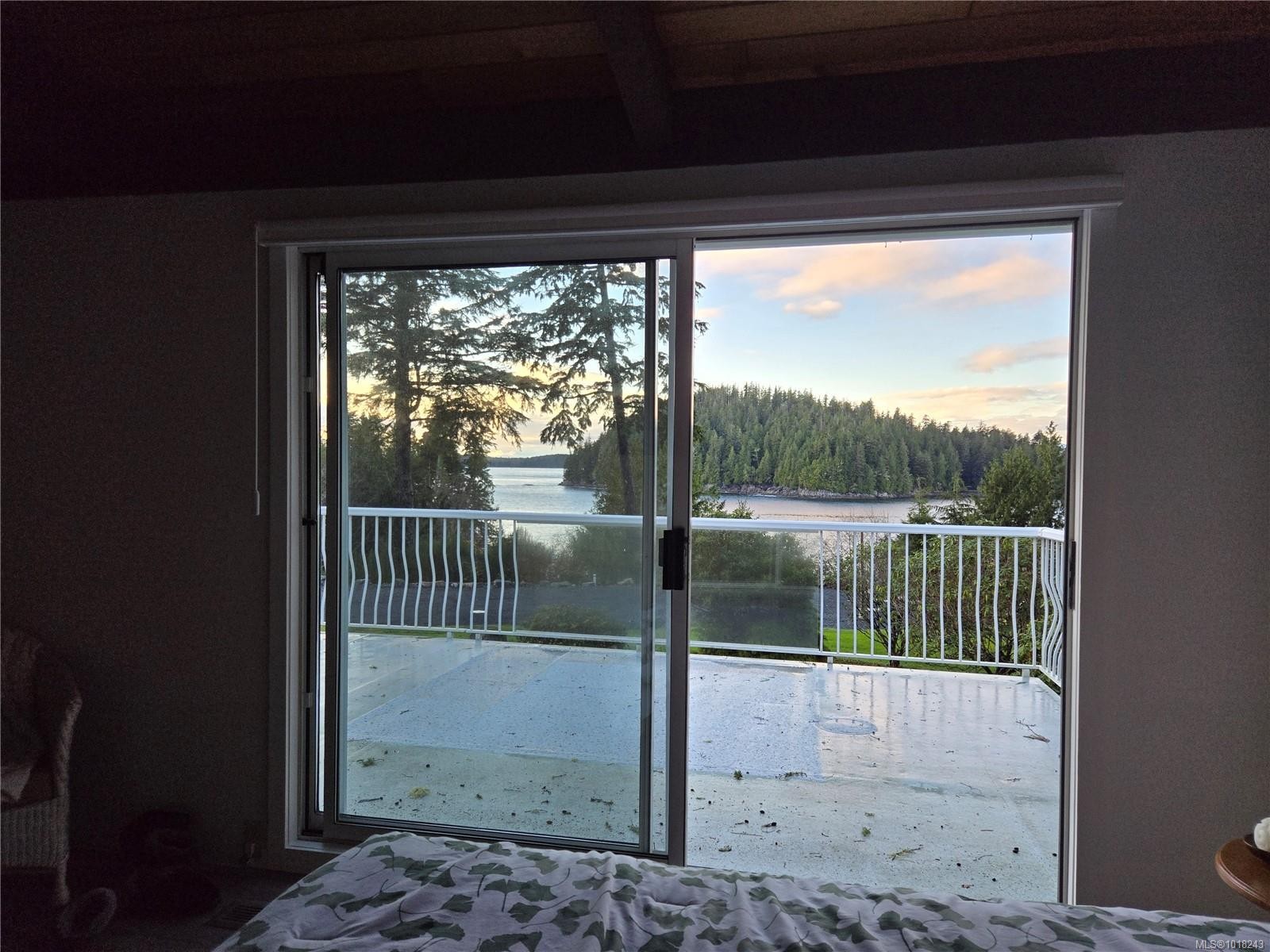270 Cedar St, Tofino, BC