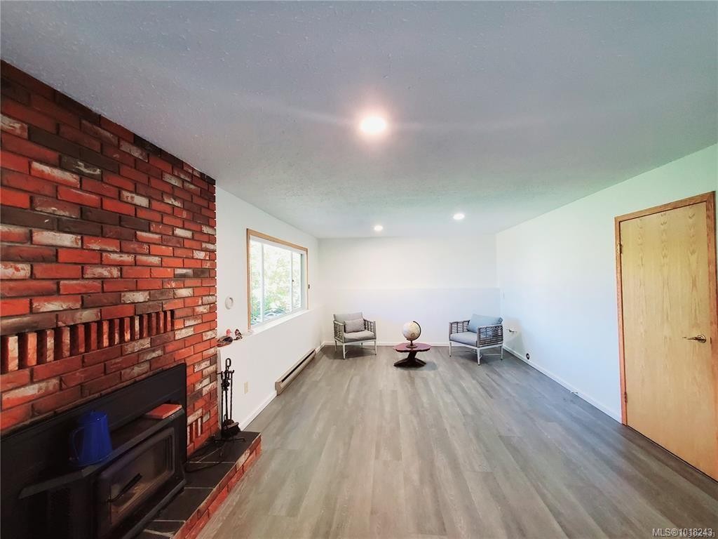 270 Cedar St, Tofino, BC