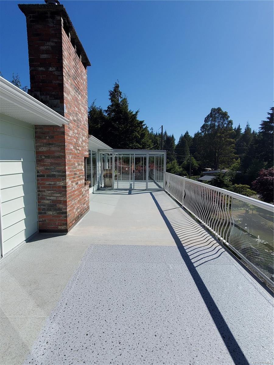 270 Cedar St, Tofino, BC