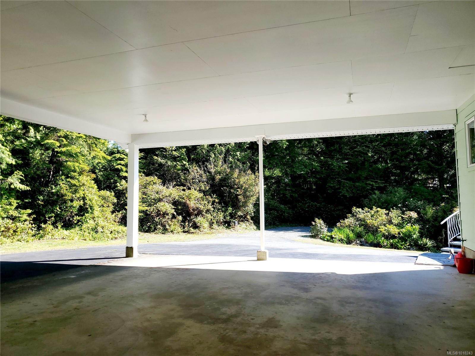 270 Cedar St, Tofino, BC