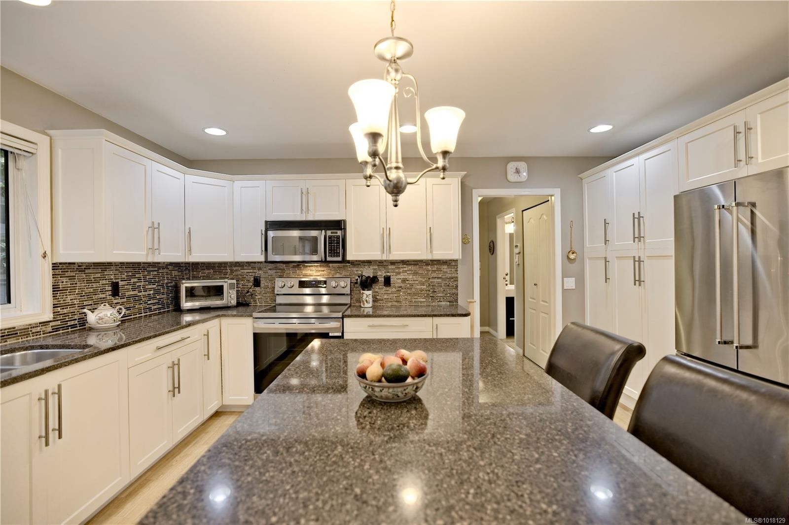 178 Elizabeth Dr, Salt Spring, BC