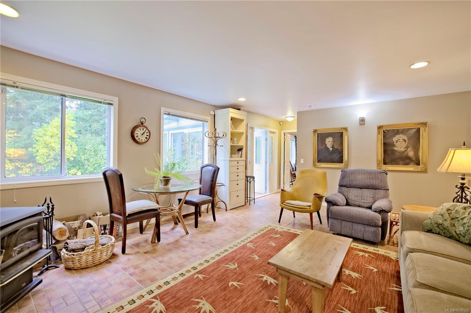 178 Elizabeth Dr, Salt Spring, BC