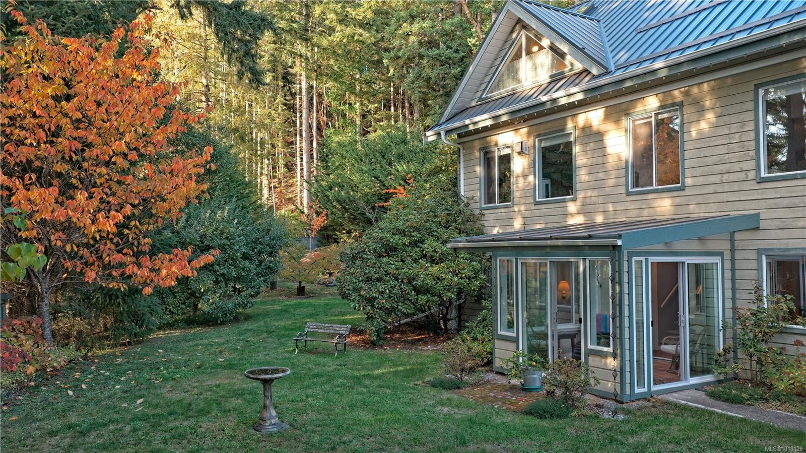 178 Elizabeth Dr, Salt Spring, BC