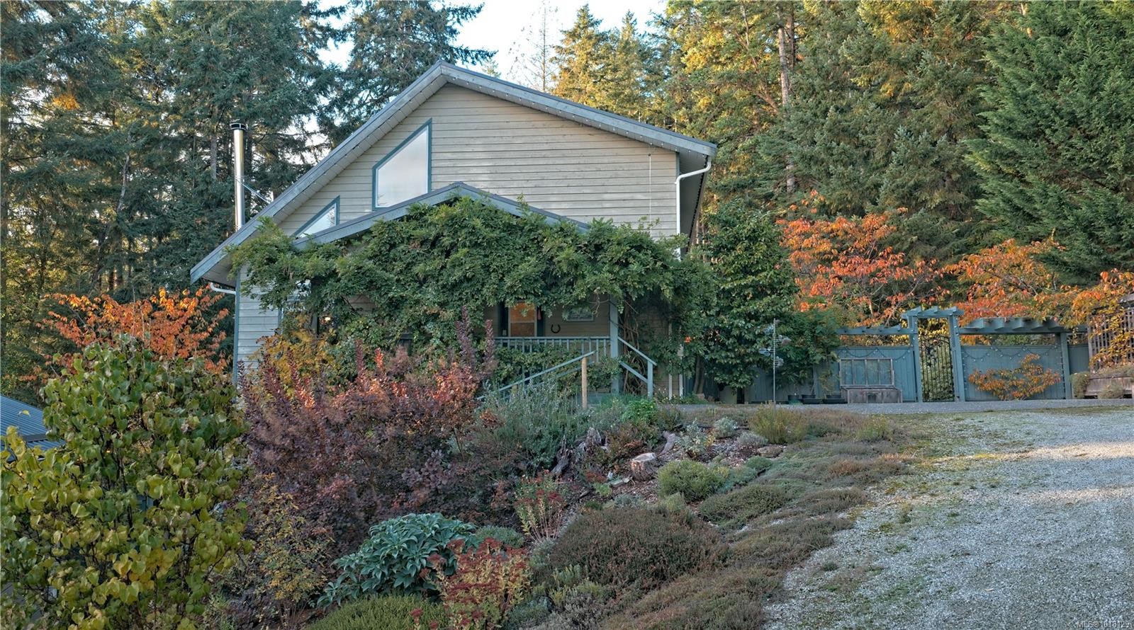 178 Elizabeth Dr, Salt Spring, BC