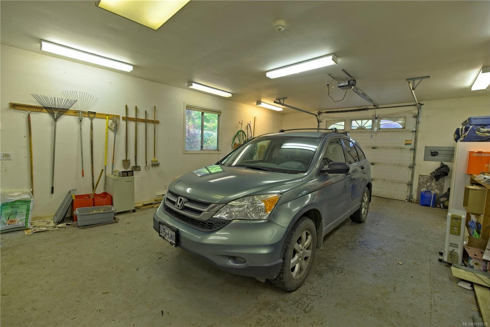 178 Elizabeth Dr, Salt Spring, BC