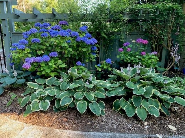 178 Elizabeth Dr, Salt Spring, BC