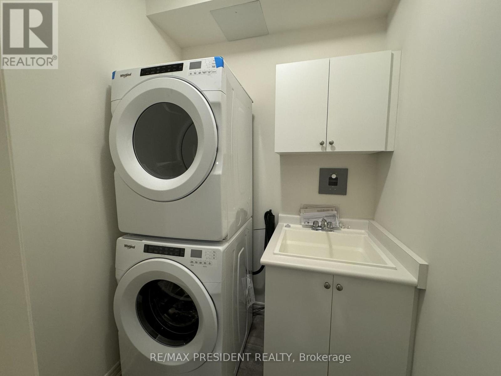 45 Gledhill Crescent, Cambridge, ON - Indoor Photo Showing Laundry Room