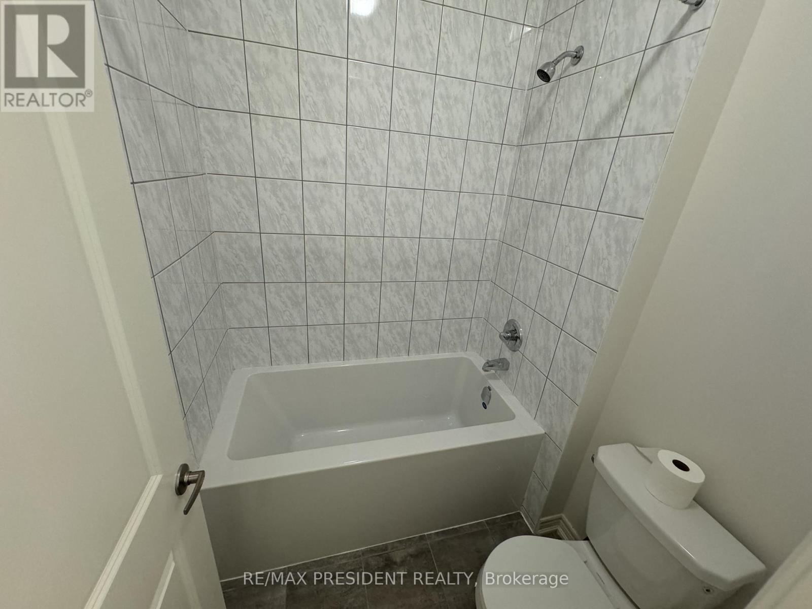 45 Gledhill Crescent, Cambridge, ON - Indoor Photo Showing Bathroom
