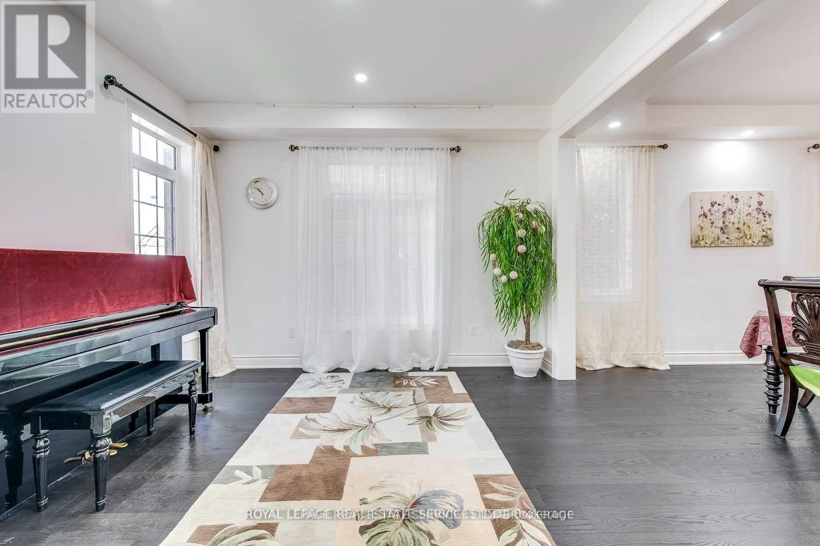 69 Card Lumber Crescent, Vaughan, ON - Indoor