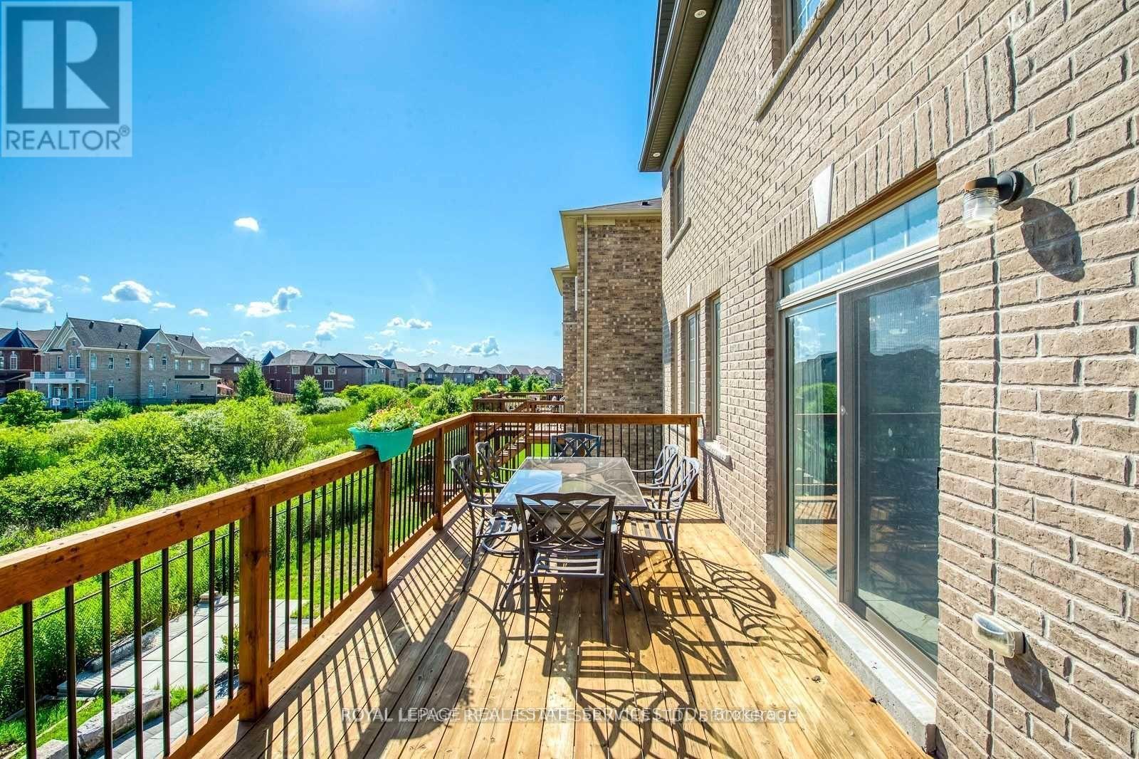 69 Card Lumber Crescent, Vaughan, ON - Outdoor With Deck Patio Veranda