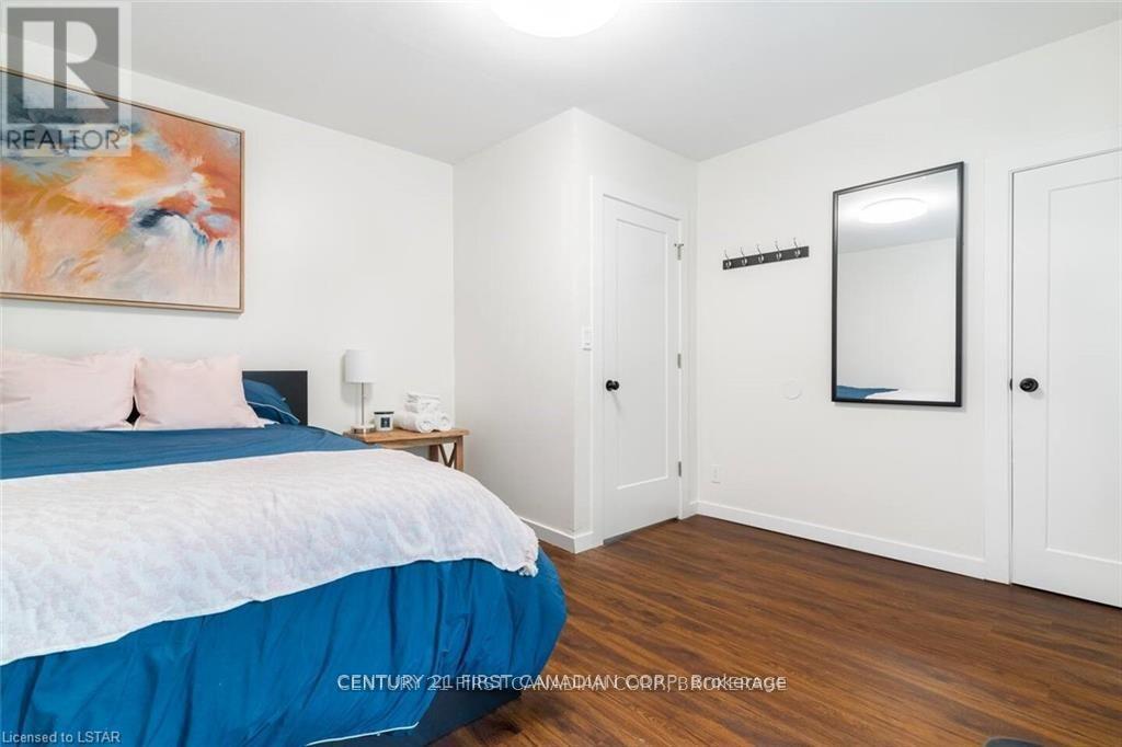 3 - 43 Josephine Street, London South (South L), ON - Indoor Photo Showing Bedroom