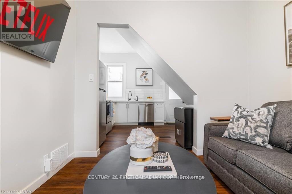 3 - 43 Josephine Street, London South (South L), ON - Indoor