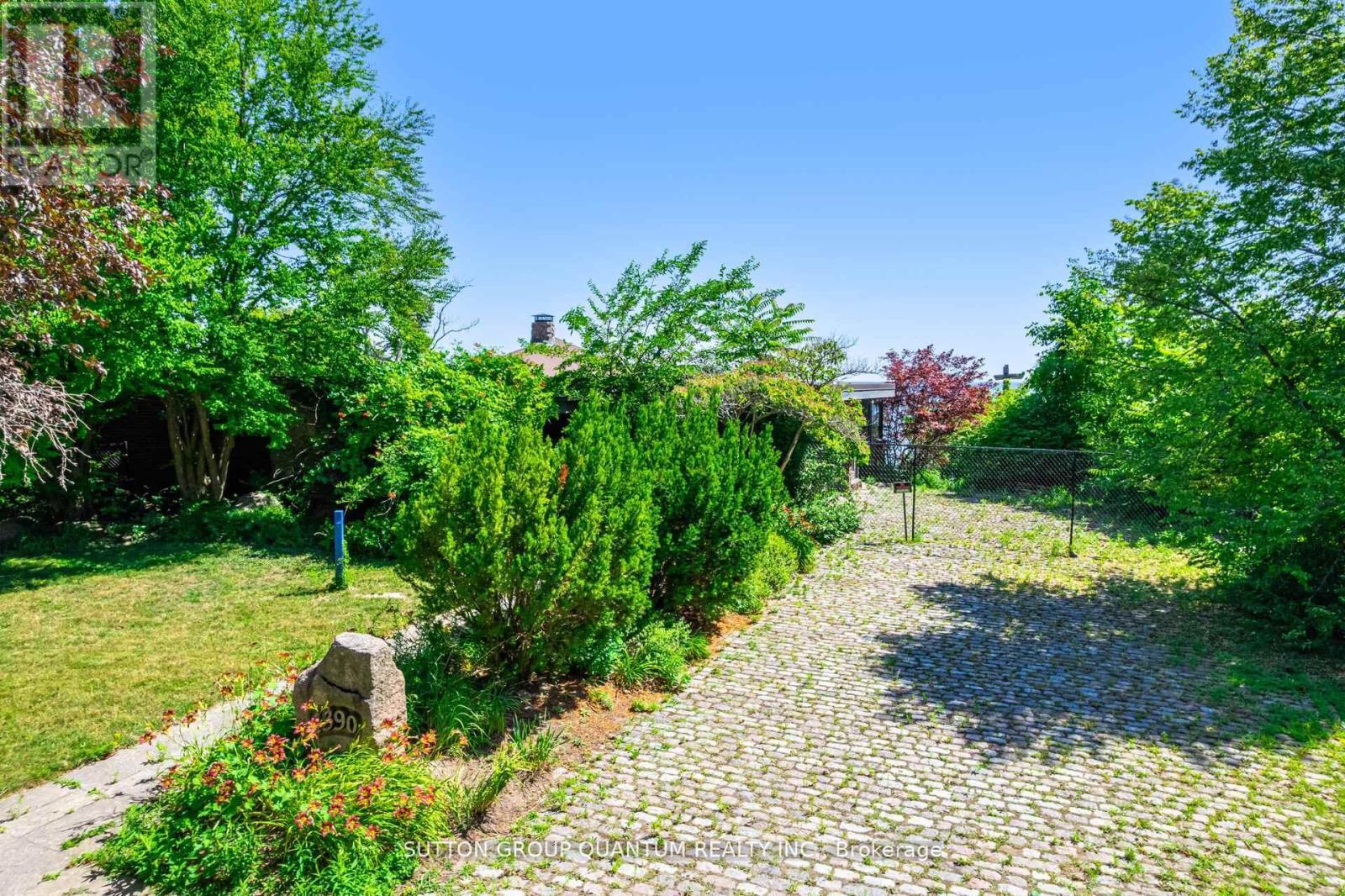 1390 Captain Court, Mississauga, ON - Outdoor