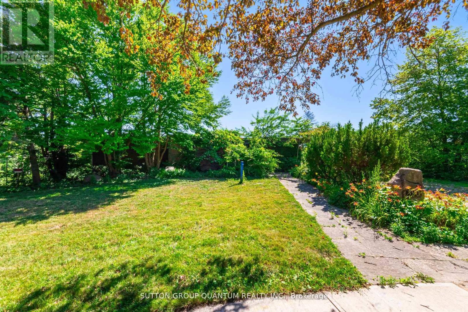 1390 Captain Court, Mississauga, ON - Outdoor