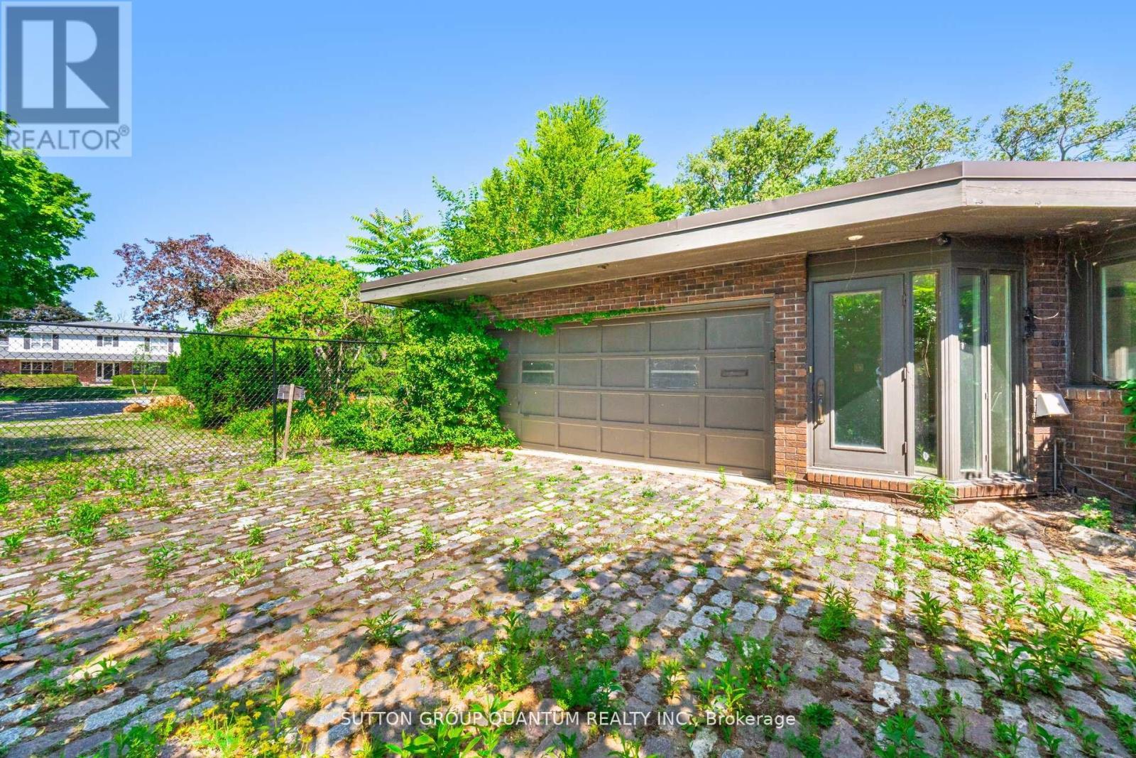 1390 Captain Court, Mississauga, ON - Outdoor