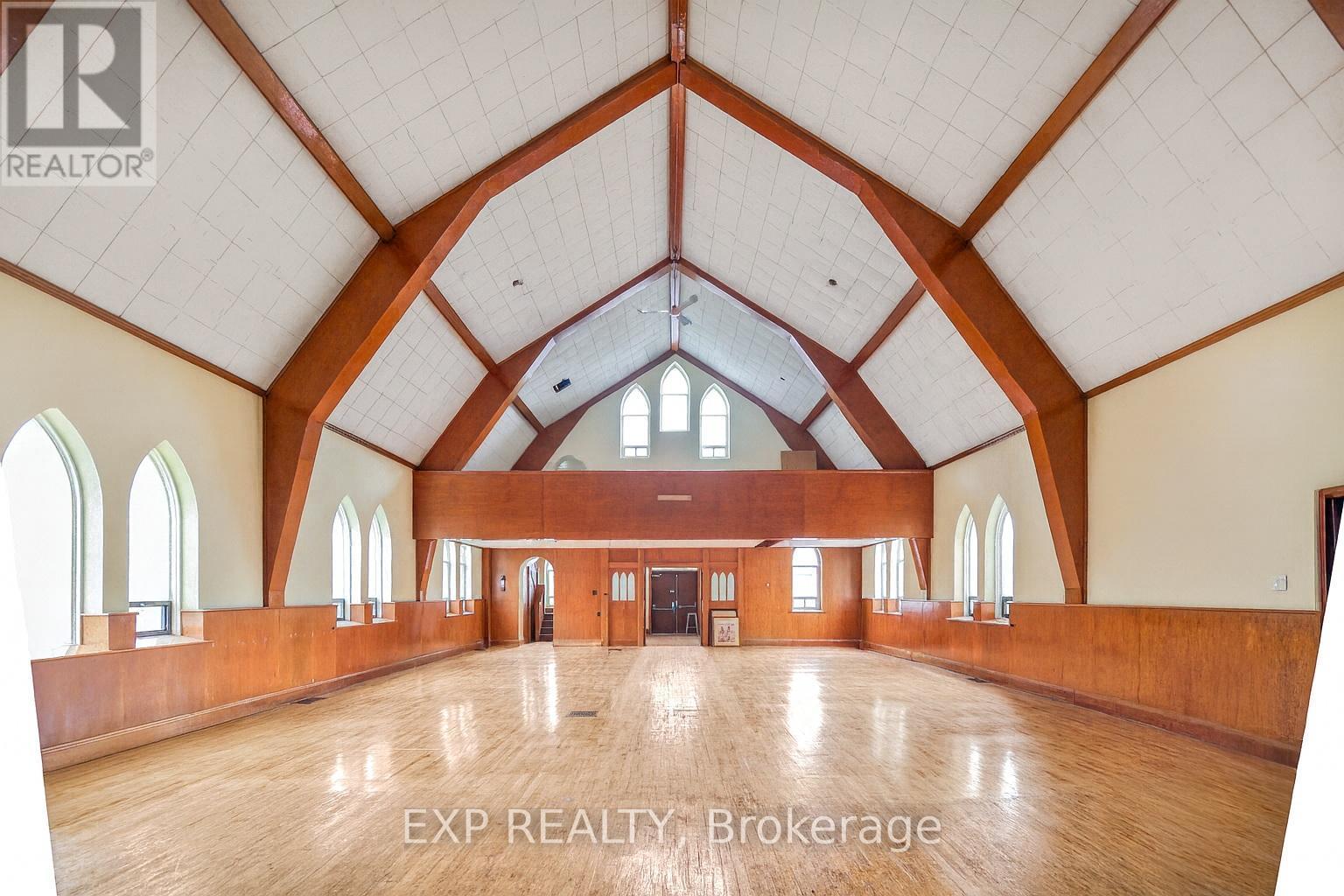 Virtually Edited - 21 Lansdowne Avenue, Norfolk, ON