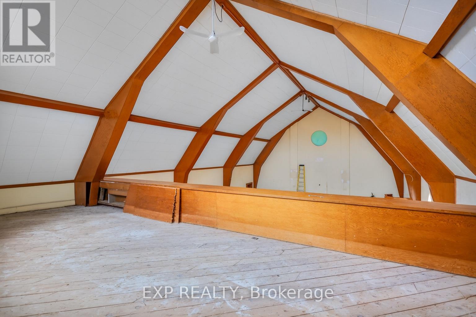 Virtually Edited - 21 Lansdowne Avenue, Norfolk, ON