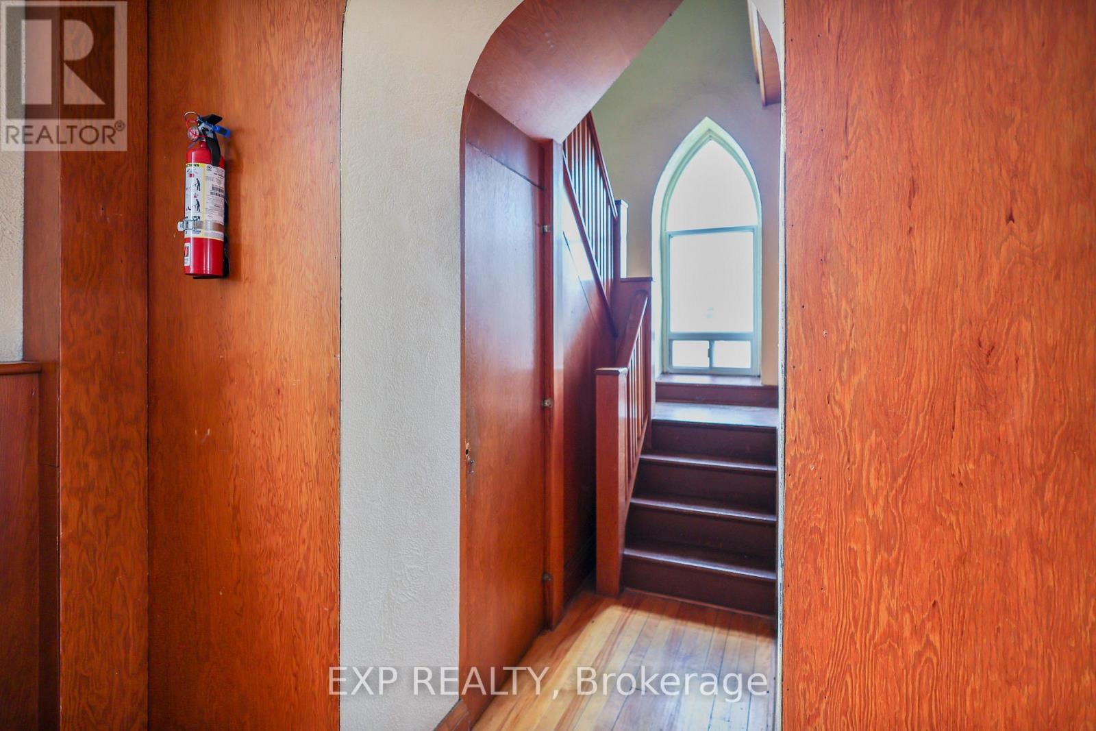 21 Lansdowne Avenue, Norfolk, ON