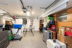 Garage -