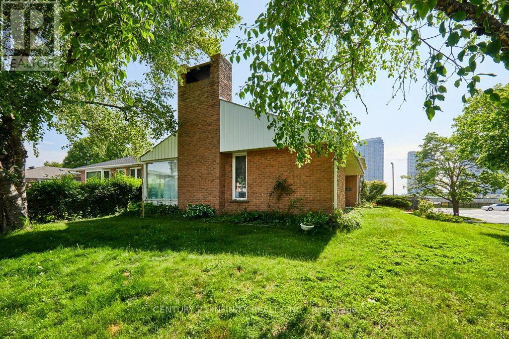 1 Goodland Gate, Toronto (Agincourt South-Malvern West), ON - Outdoor
