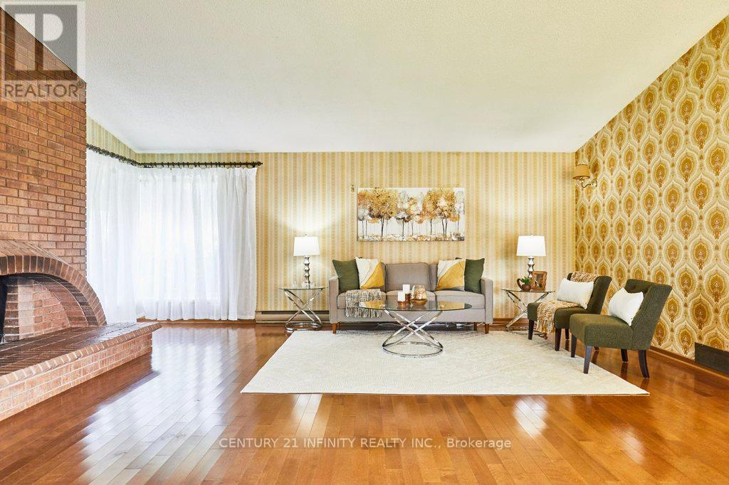1 Goodland Gate, Toronto (Agincourt South-Malvern West), ON - Indoor Photo Showing Living Room