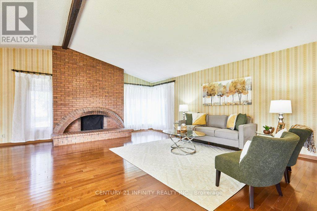 1 Goodland Gate, Toronto (Agincourt South-Malvern West), ON - Indoor Photo Showing Living Room With Fireplace