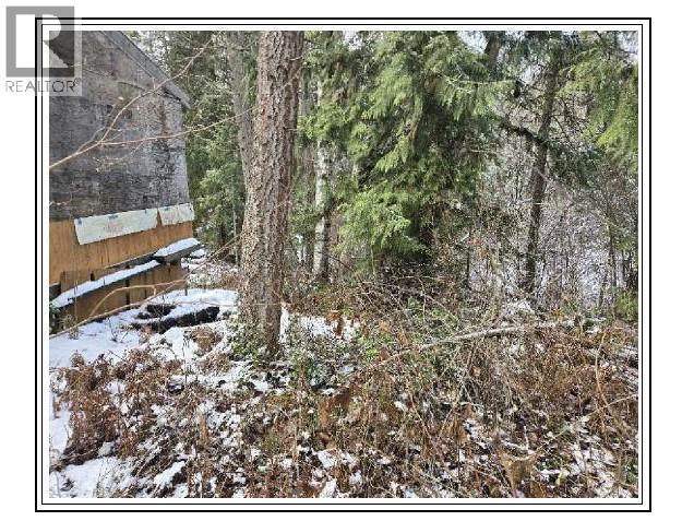 6601 Nixon Road, Appledale, BC