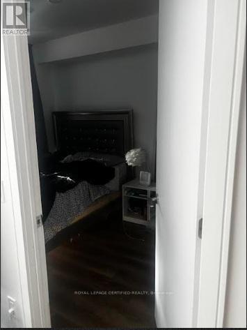 434 - 1 Jarvis Street, Hamilton, ON - Indoor