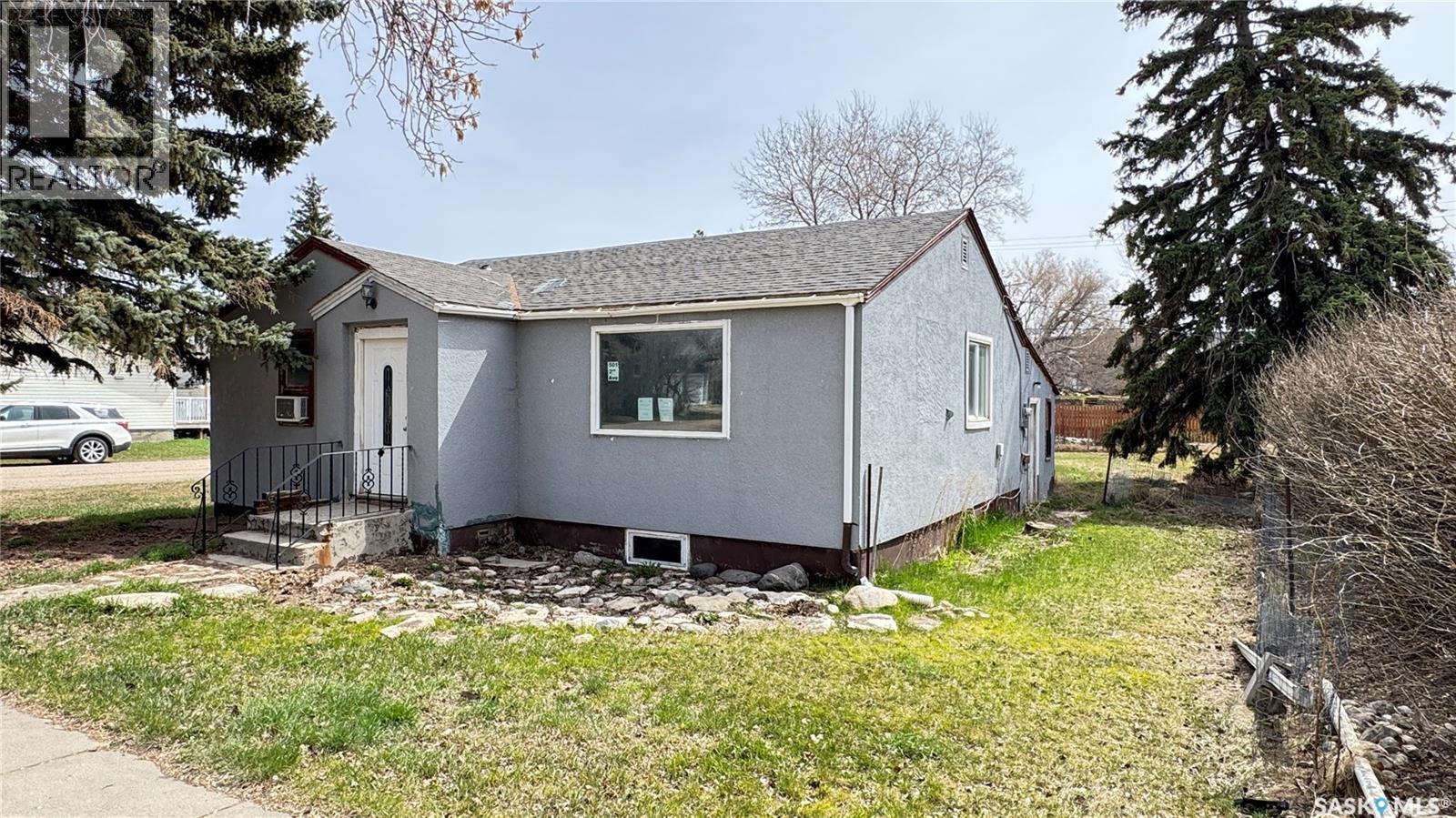 501 2Nd Street, Kenaston, SK - Outdoor