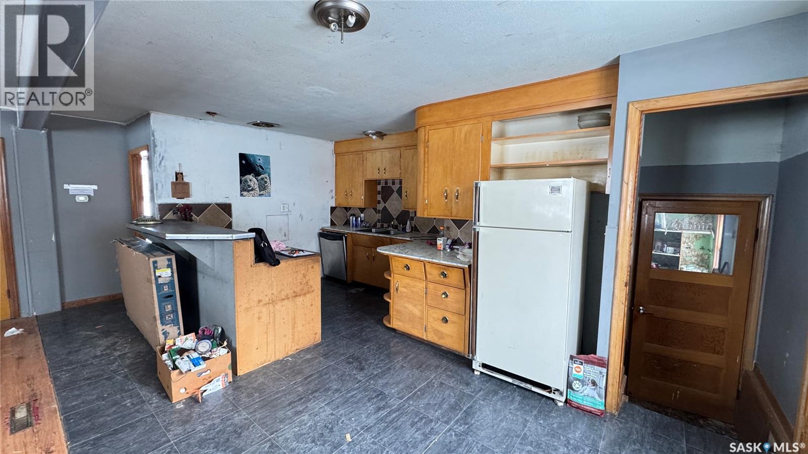 501 2Nd Street, Kenaston, SK - Indoor Photo Showing Kitchen