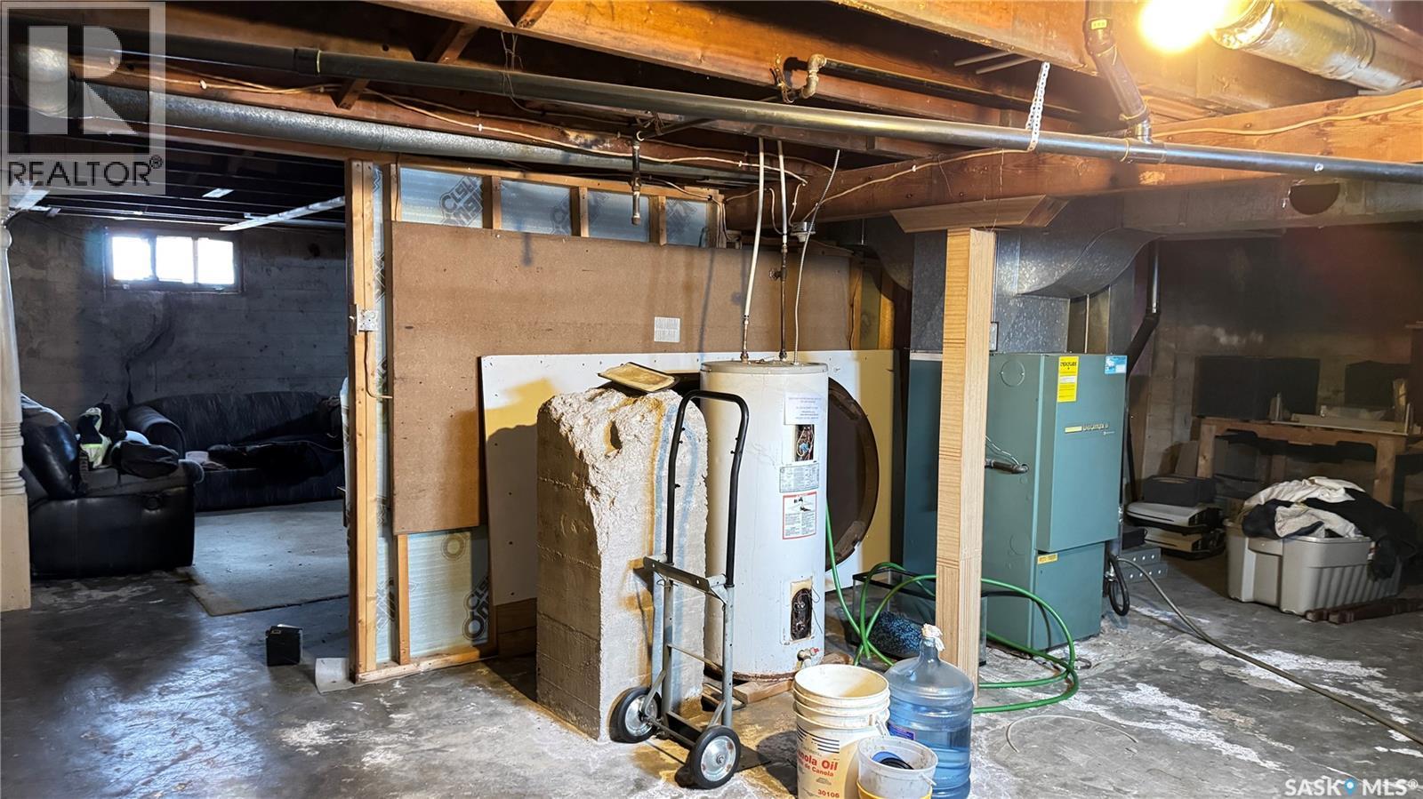 501 2Nd Street, Kenaston, SK - Indoor Photo Showing Basement