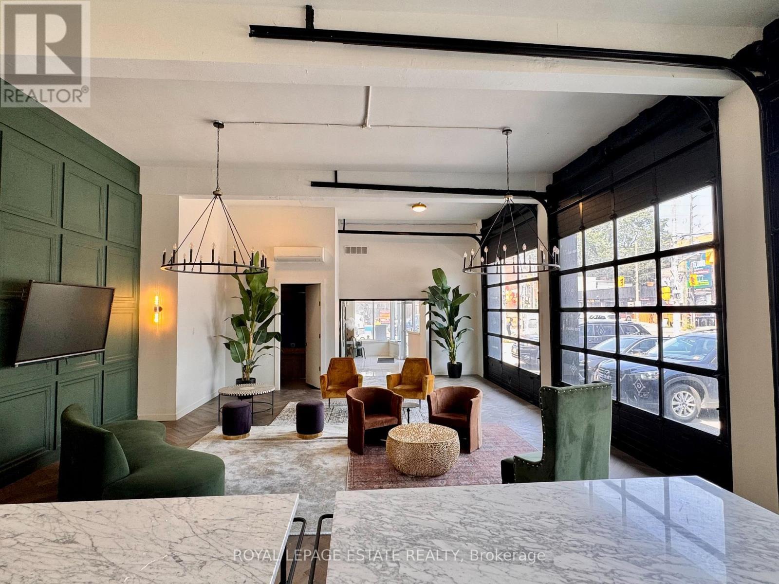 1001 Queen Street E, Toronto, ON